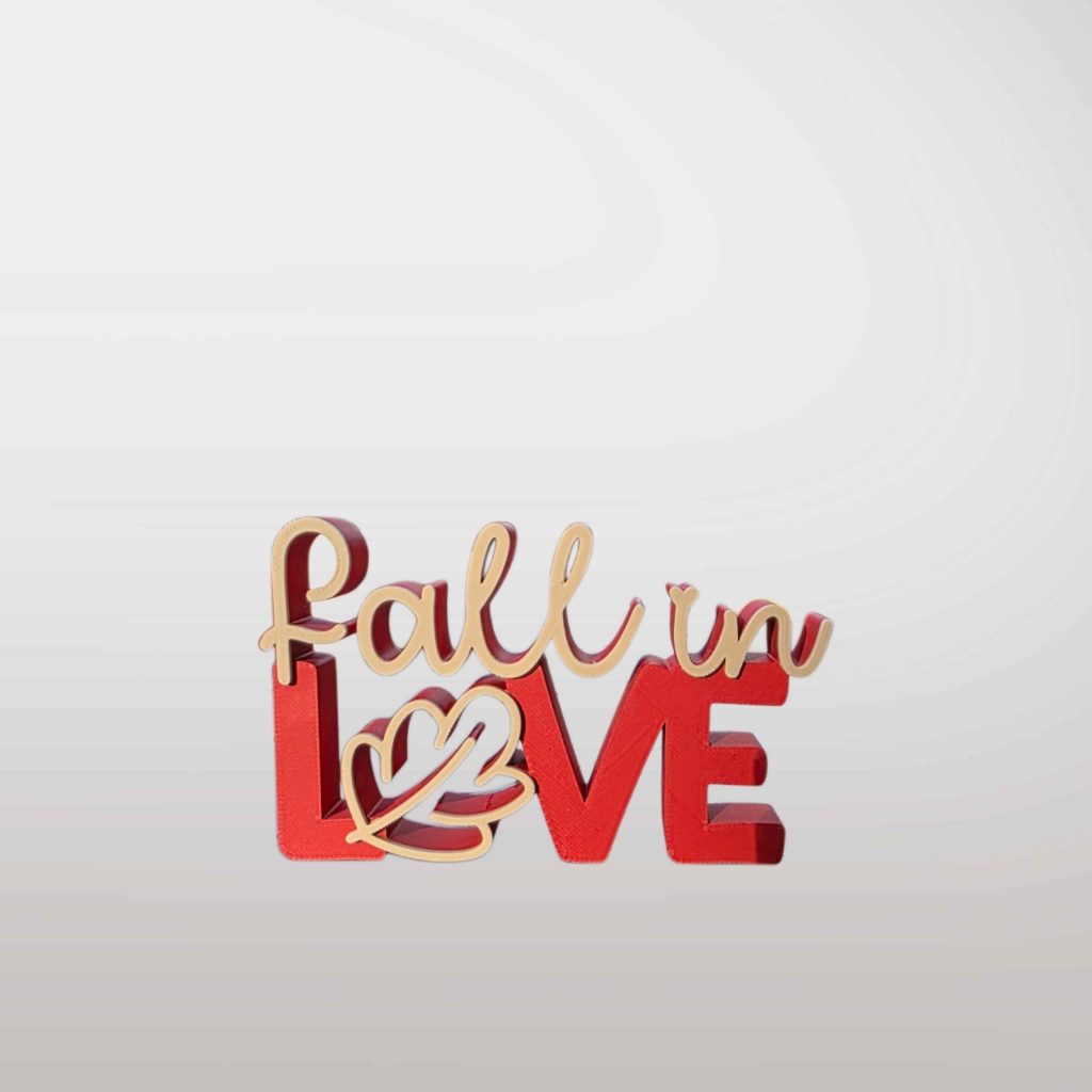 Schriftzug "Fall in love"